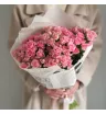 Монобукет из 15 кустовых розовых роз 