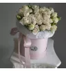 Розы в шляпной коробке Зефир  3