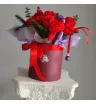 Новогодняя композиция Алая роза и фиолетовый шарик  1