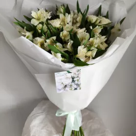 Букет Жасмин  от интернет-магазина «VeraRosa»
