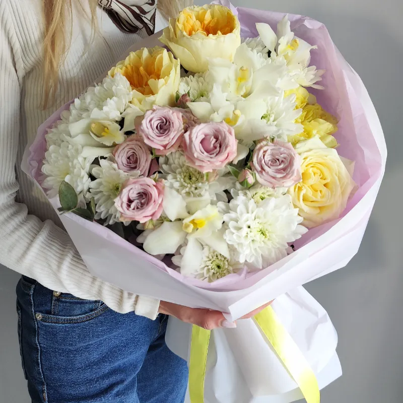 Букет Орхидеи и розы  2